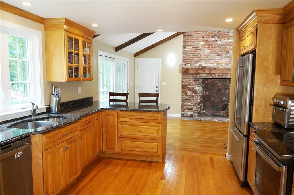 North Reading, Massachusetts, 01864, United States, 4 Bedrooms Bedrooms, ,3 BathroomsBathrooms,Residential,For Sale,1980722