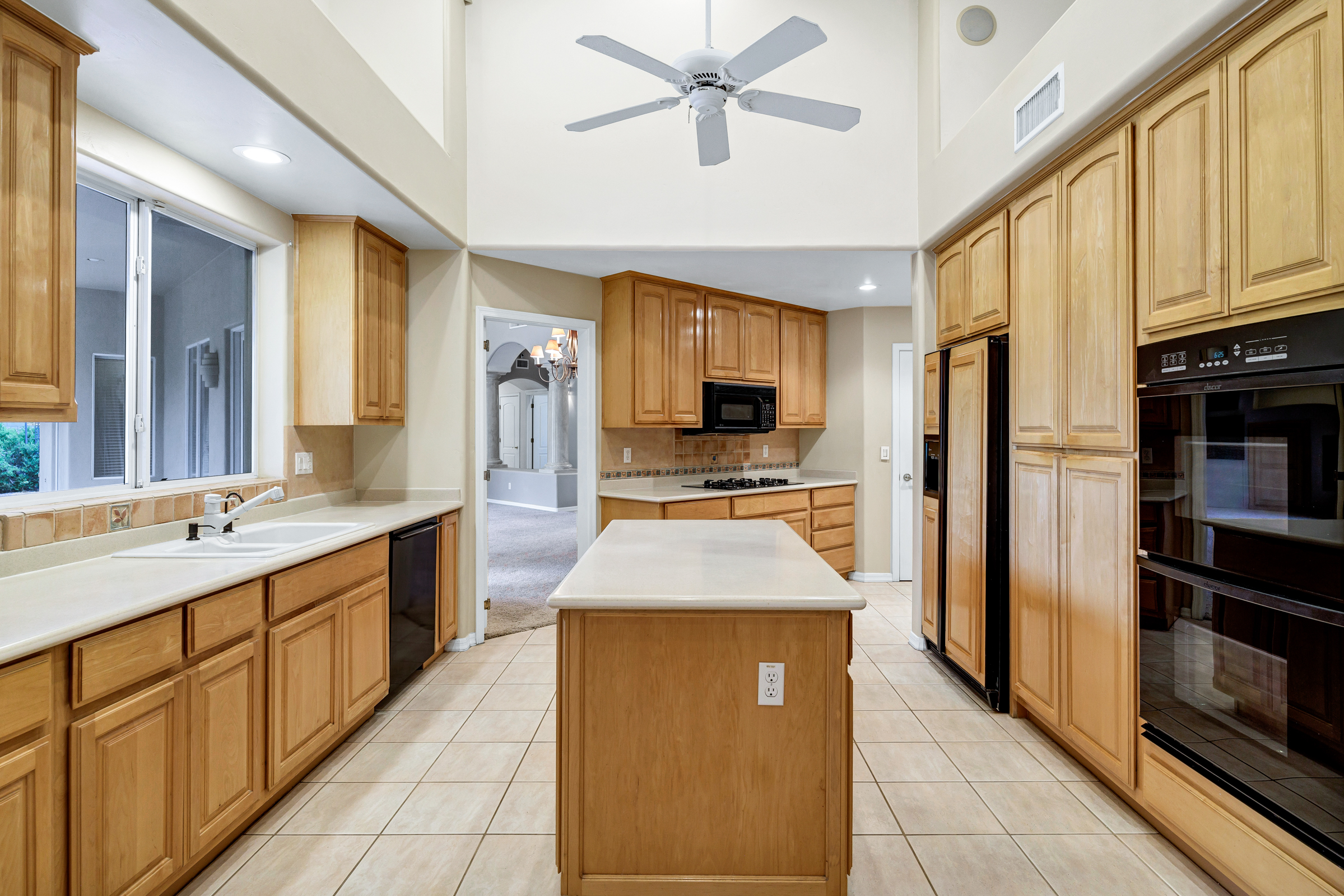 Mesa, Arizona, 85205, United States, 6 Bedrooms Bedrooms, ,3 BathroomsBathrooms,Residential,For Sale,1900615