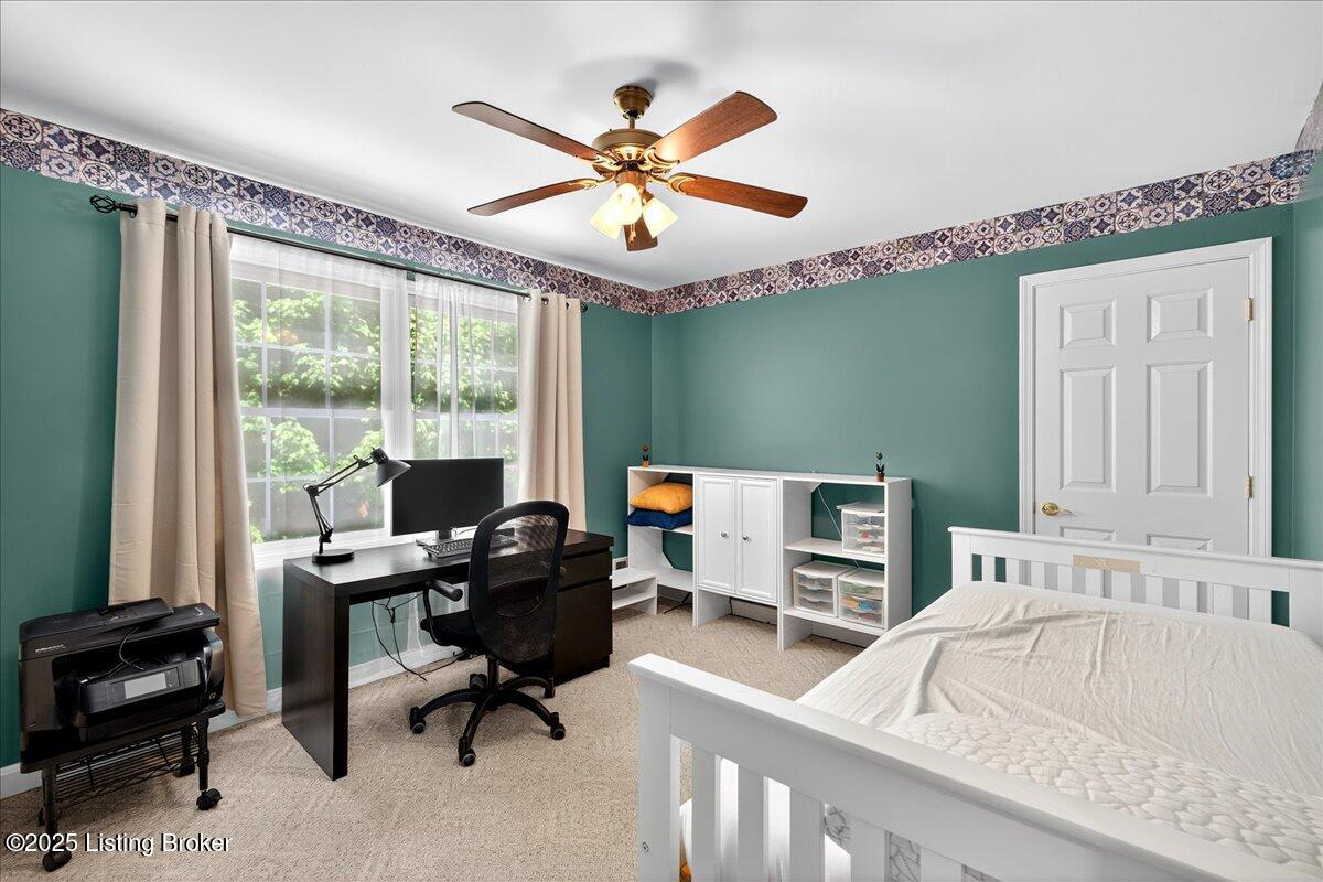 Louisville, Kentucky, 40214, United States, 4 Bedrooms Bedrooms, ,4 BathroomsBathrooms,Residential,For Sale,1911574