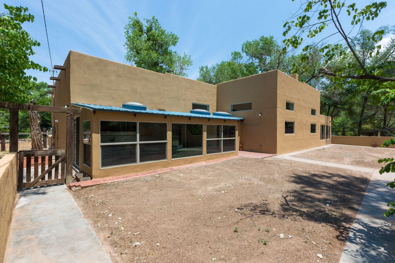 Albuquerque, New Mexico, 87114, United States, 3 Bedrooms Bedrooms, ,3 BathroomsBathrooms,Residential,For Sale,1897507