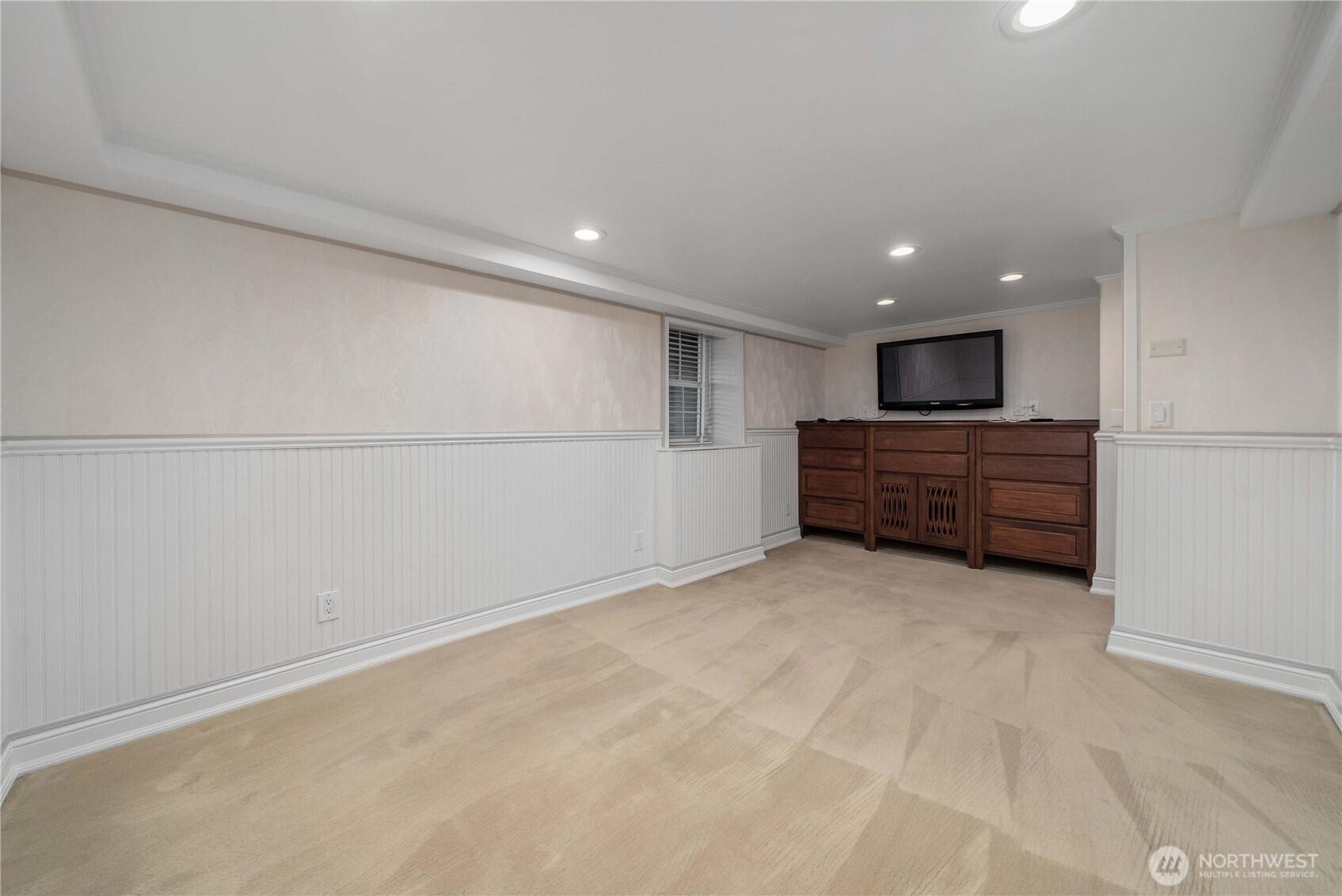 EDGEWOOD, Washington, 98372, United States, 3 Bedrooms Bedrooms, ,3 BathroomsBathrooms,Residential,For Sale,1950997