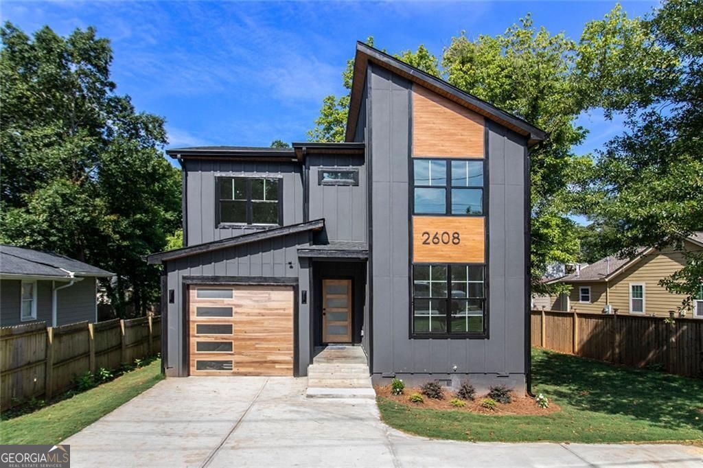 Smyrna, Georgia, 30080, United States, 4 Bedrooms Bedrooms, ,3 BathroomsBathrooms,Residential,For Sale,1913057