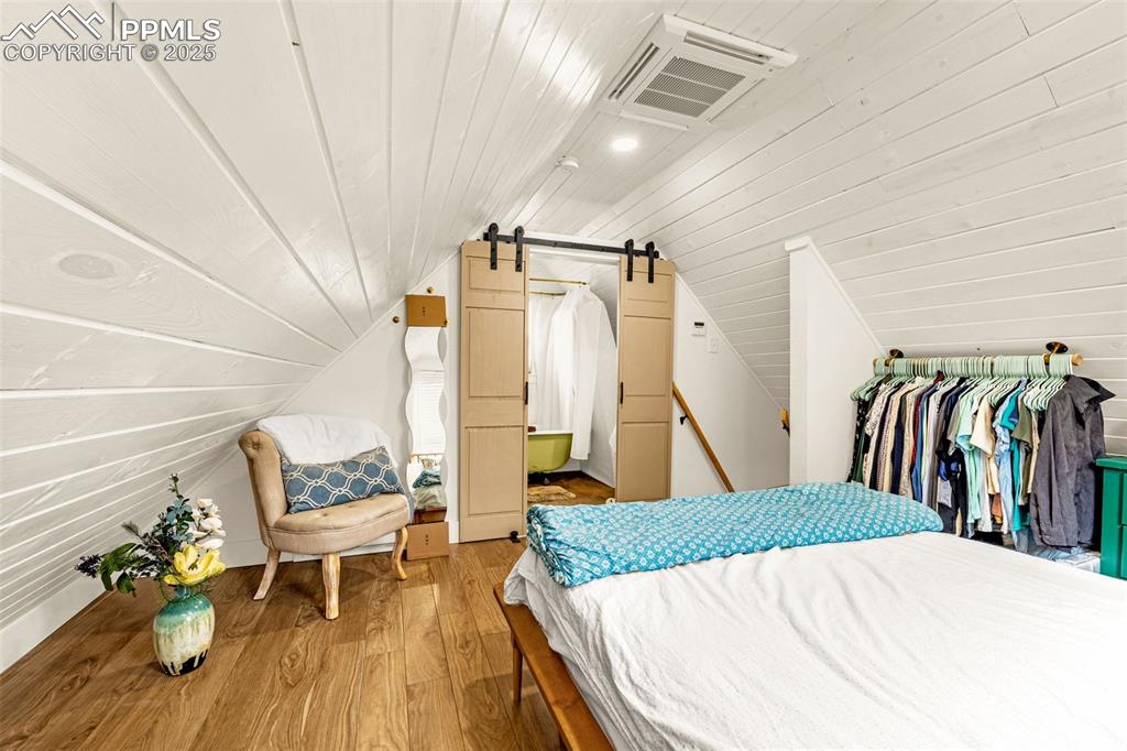 Colorado Springs, Colorado, 80903, United States, 3 Bedrooms Bedrooms, ,2 BathroomsBathrooms,Residential,For Sale,1949887