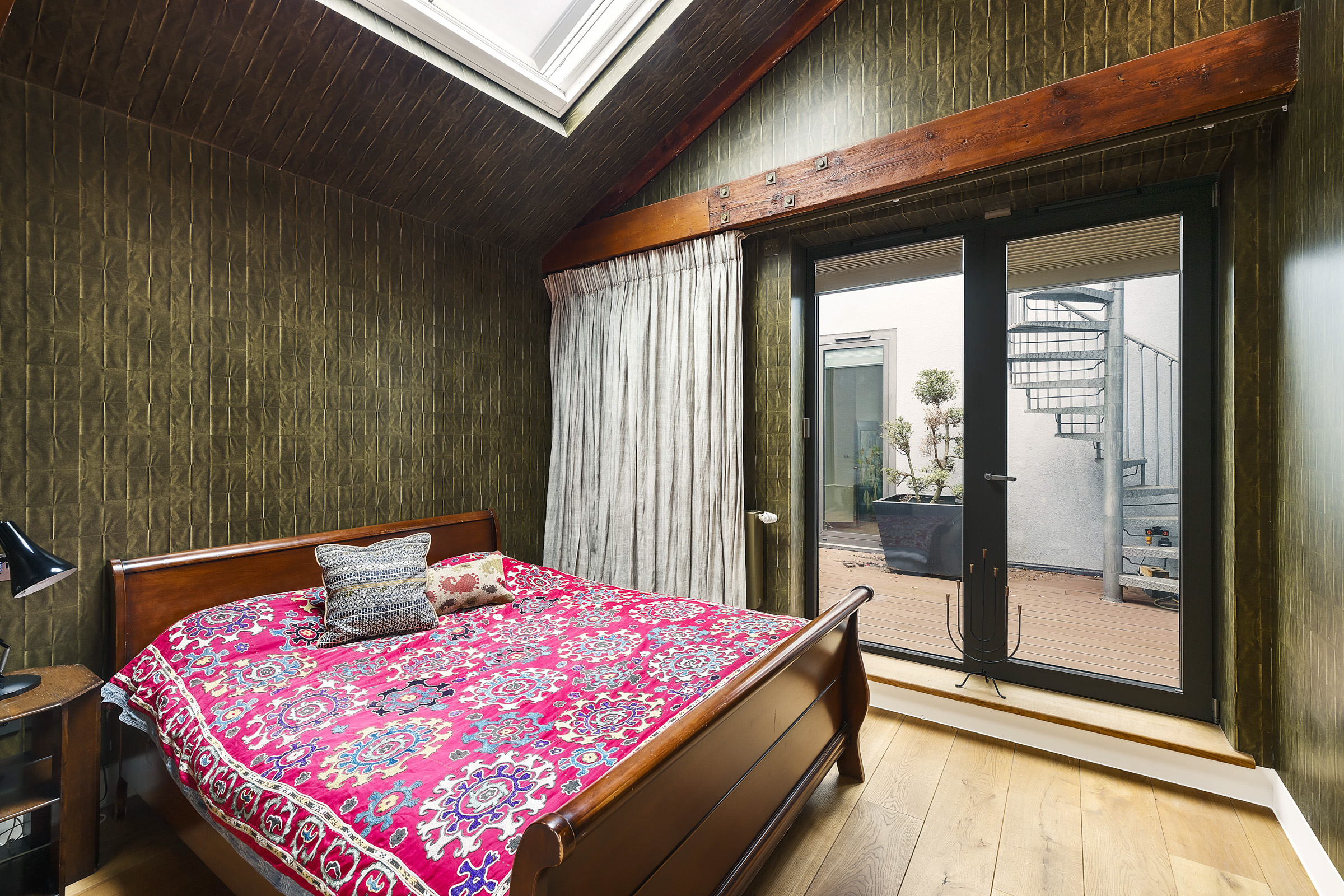  A Dramatic Three-Bedroom Loft with a Roof Terrace in Primrose Hill - 物件實景