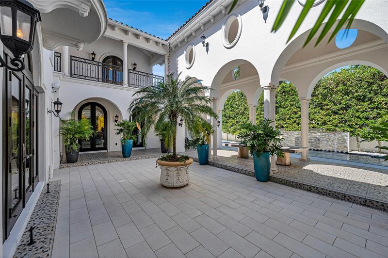 Miami, Florida, 33143, United States, 8 Bedrooms Bedrooms, ,10 BathroomsBathrooms,Residential,For Sale,1989350