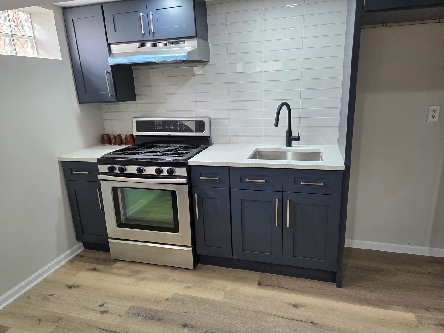 Chicago, Illinois, 60656, United States, 2 Bedrooms Bedrooms, ,2 BathroomsBathrooms,Residential,For Sale,2028341