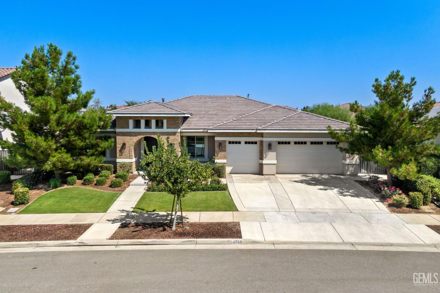 Bakersfield, California, 93311, United States, 4 Bedrooms Bedrooms, ,3 BathroomsBathrooms,Residential,For Sale,1926375
