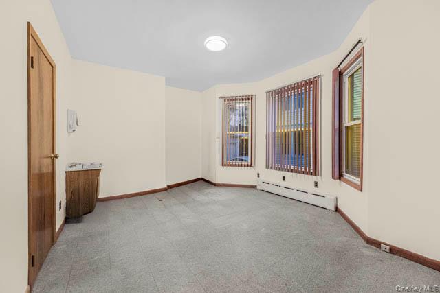 Yonkers, New York, 10703, United States, 5 Bedrooms Bedrooms, ,2 BathroomsBathrooms,Residential,For Sale,1993870