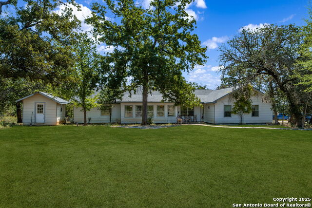 Medina, Texas, 78055, United States, 4 Bedrooms Bedrooms, ,3 BathroomsBathrooms,Residential,For Sale,1961277