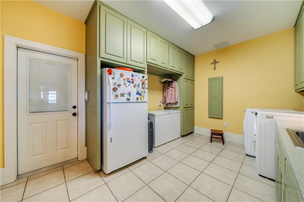Riviera, Texas, 78379, United States, 3 Bedrooms Bedrooms, ,3 BathroomsBathrooms,Residential,For Sale,1857810
