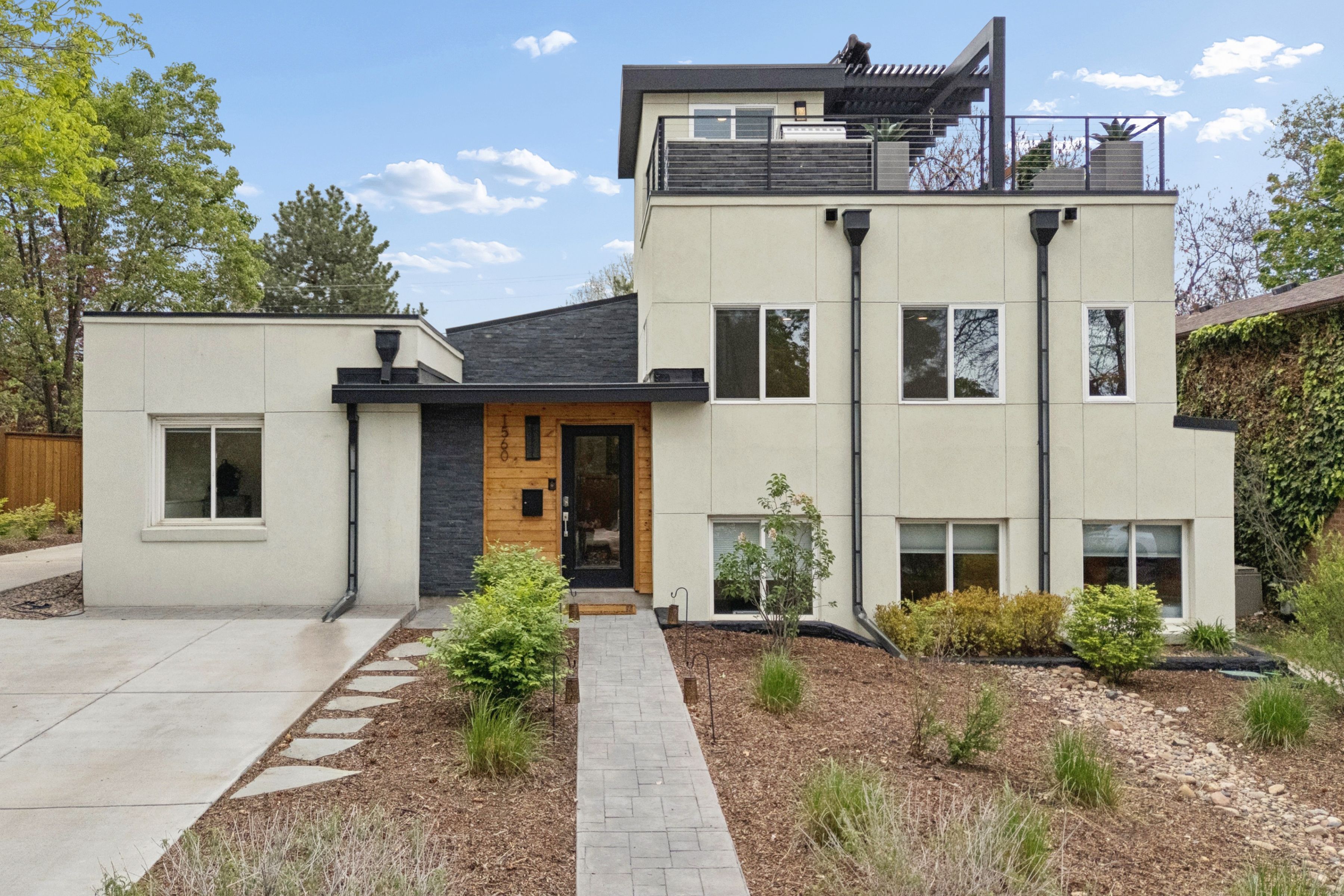  Remodeled Home with Rooftop Deck in South Park Hill - 物件實景