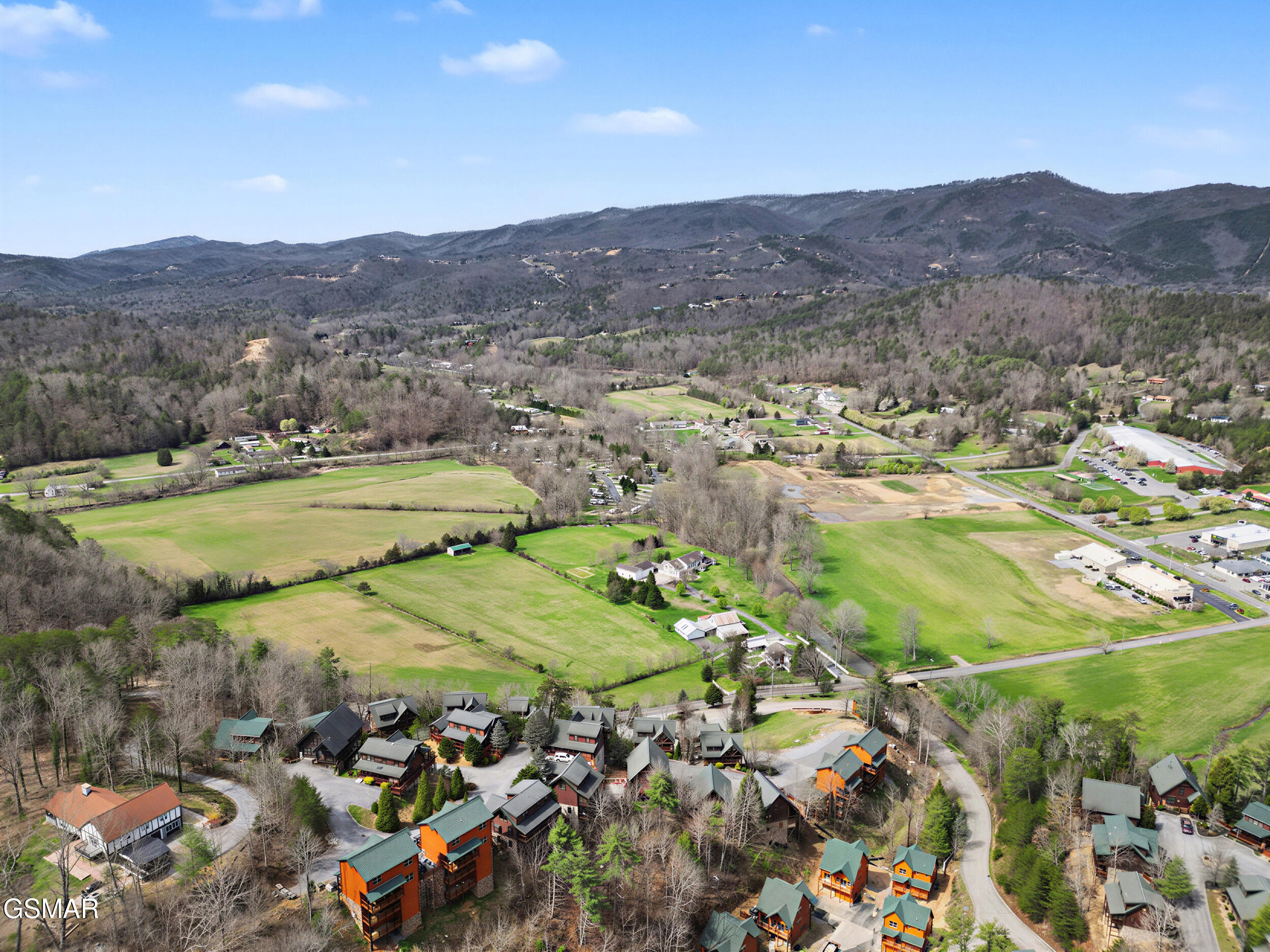 Sevierville, Tennessee, 37862, United States, 4 Bedrooms Bedrooms, ,3 BathroomsBathrooms,Residential,For Sale,2028418