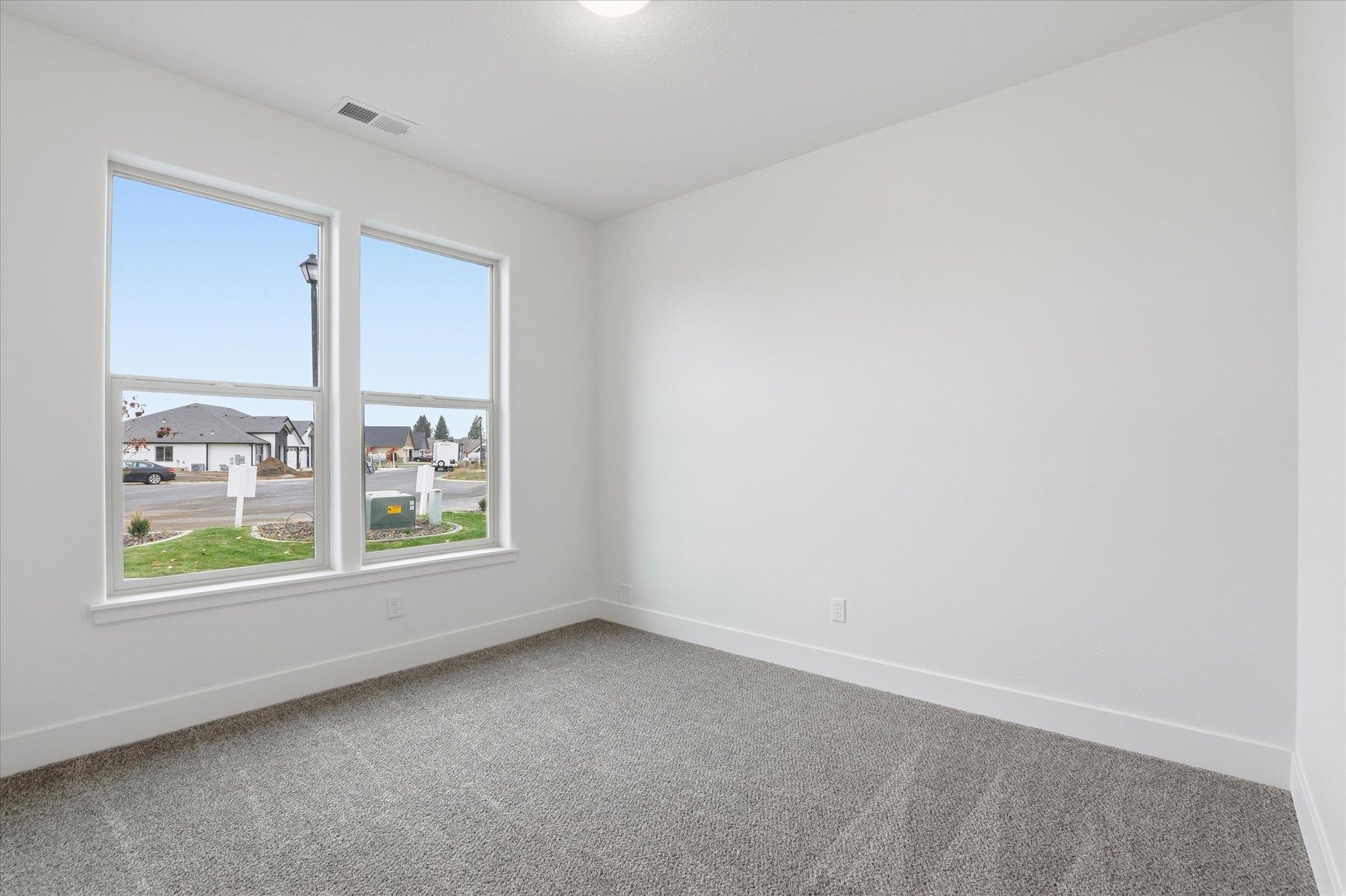 Deer Park, Washington, 99006, United States, 3 Bedrooms Bedrooms, ,2 BathroomsBathrooms,Residential,For Sale,1988069