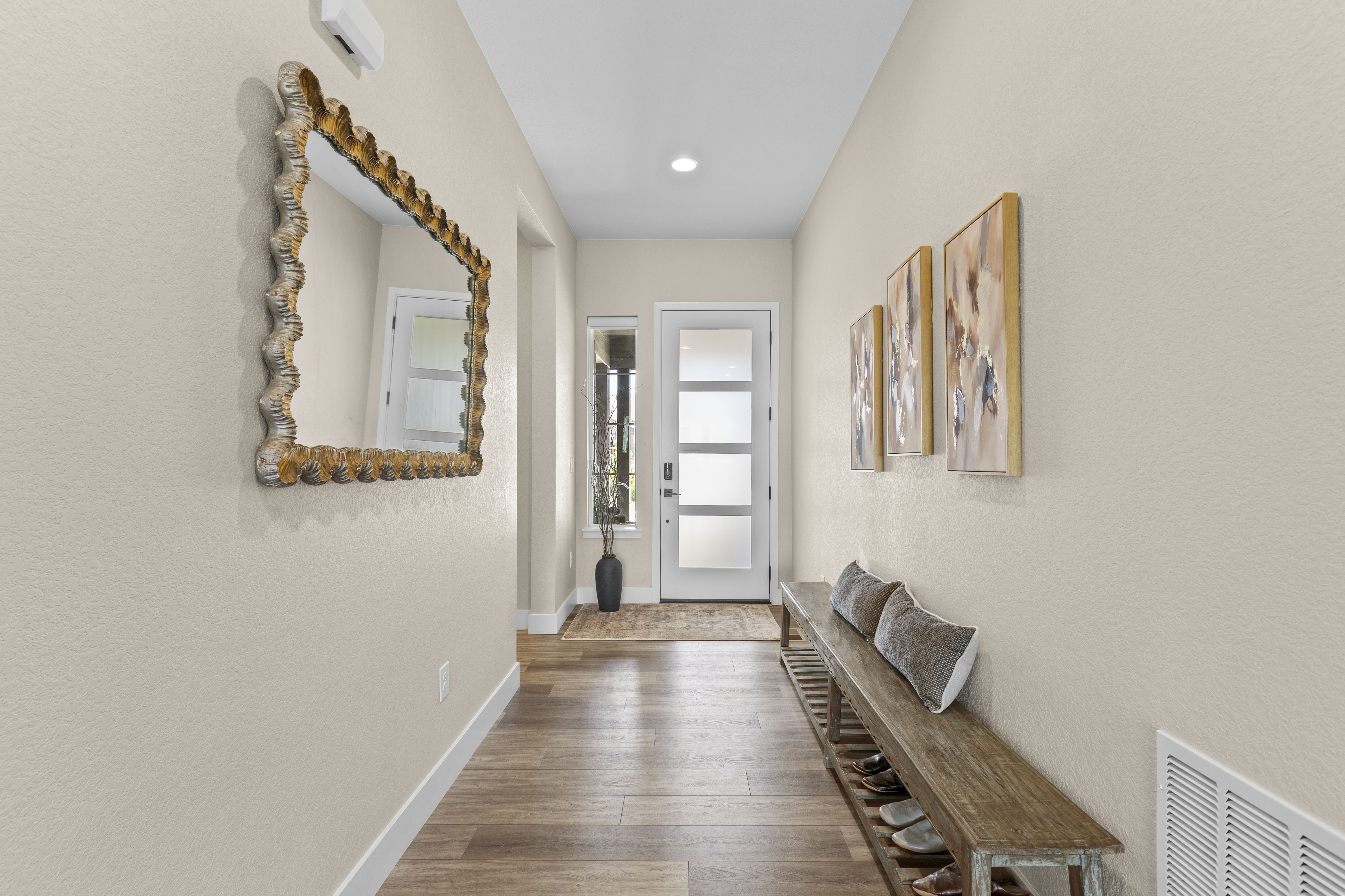  100% Move-in Ready and Beautifully Designed - 物件實景