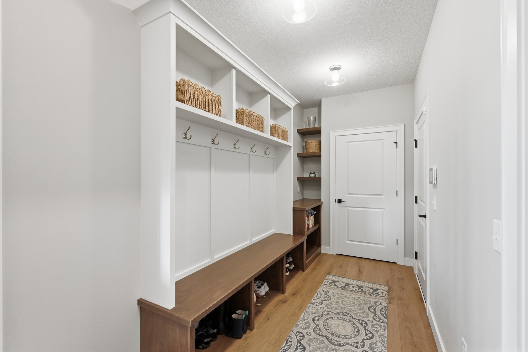  Better Than New Two Story Home in Desirable Fort Wayne Community - 物件實景