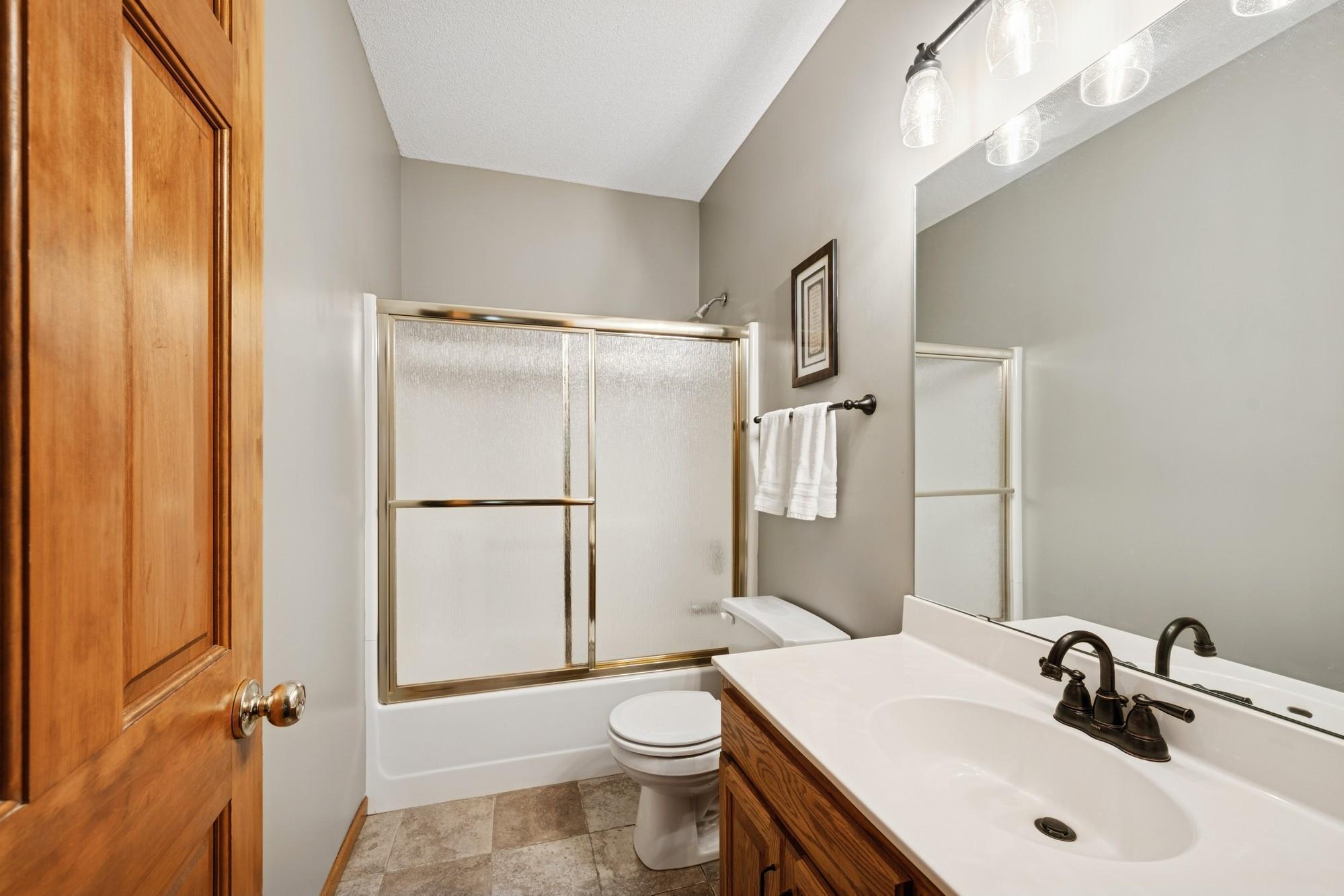 Lakeville, Minnesota, 55044, United States, 5 Bedrooms Bedrooms, ,4 BathroomsBathrooms,Residential,For Sale,1901941