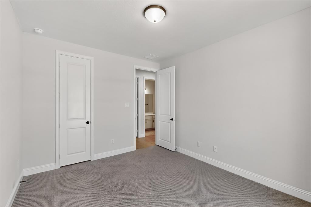 Mansfield, Texas, 76063, United States, 4 Bedrooms Bedrooms, ,4 BathroomsBathrooms,Residential,For Sale,1937764