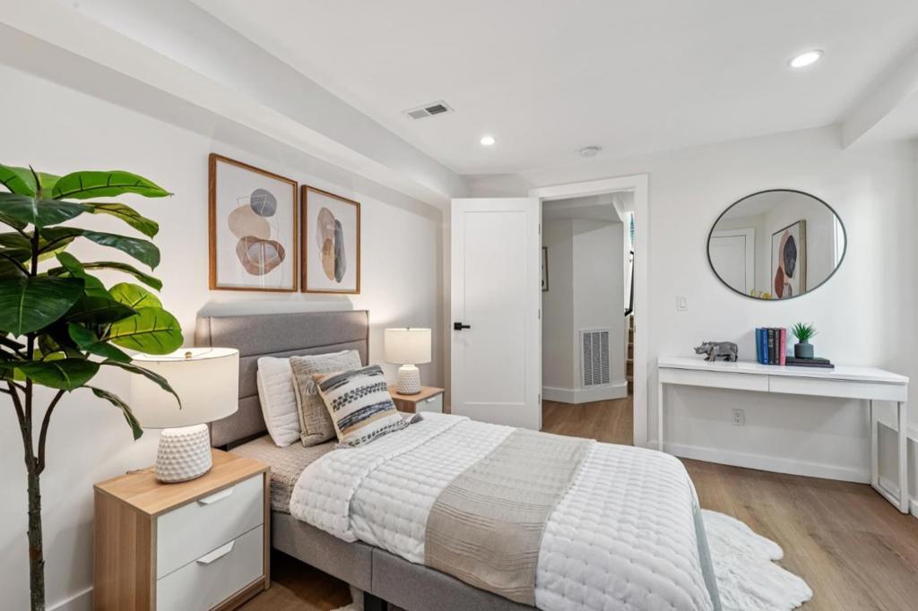 San Francisco, California, 94132, United States, 4 Bedrooms Bedrooms, ,4 BathroomsBathrooms,Residential,For Sale,2008960