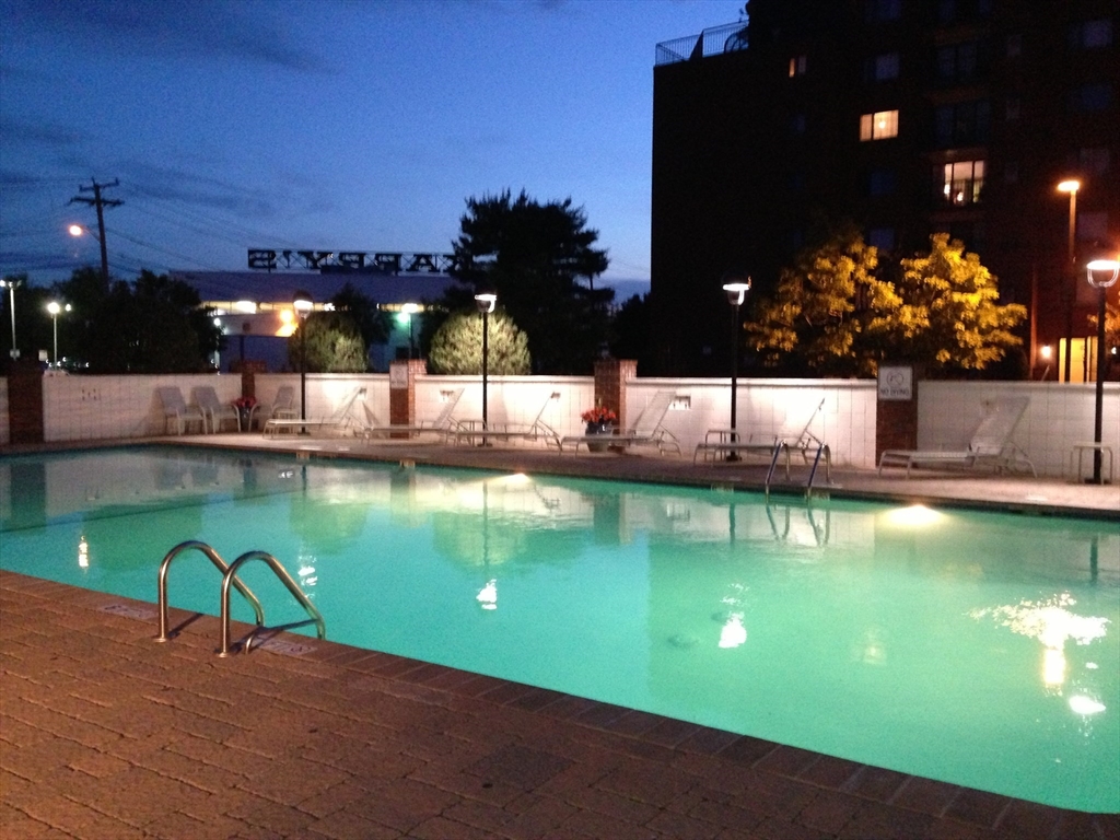 Medford, Massachusetts, 02155, United States, 2 Bedrooms Bedrooms, ,2 BathroomsBathrooms,Residential,For Sale,1939761
