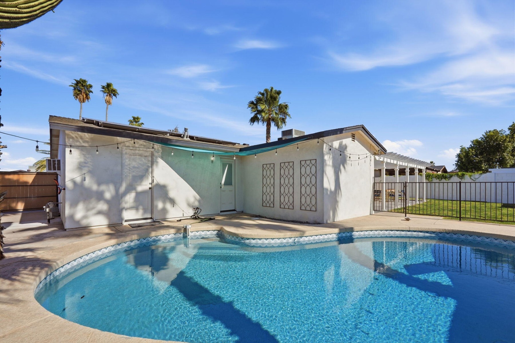  11608 N 32nd Place  Phoenix, AZ - 物件實景