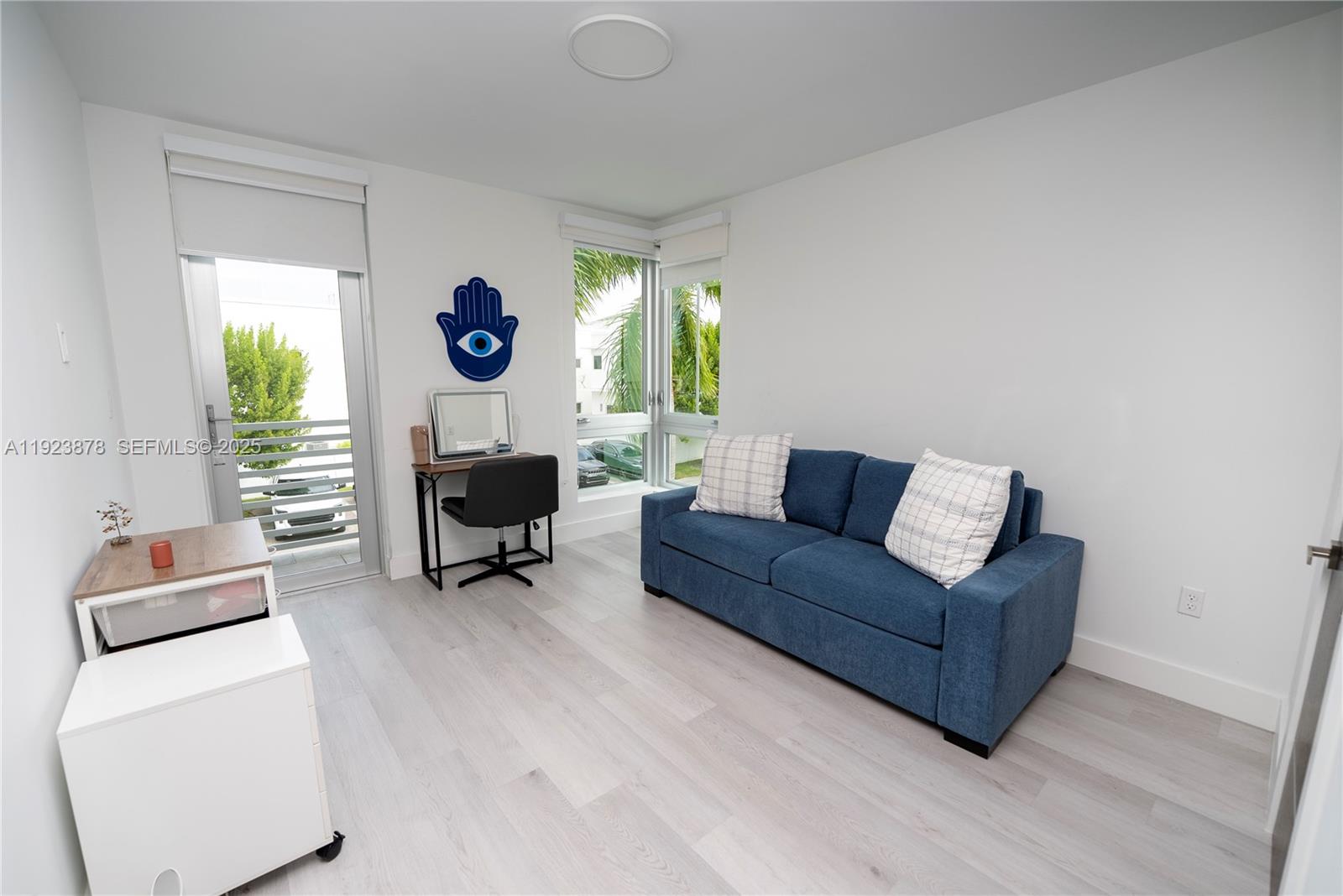 Doral, Florida, 33122, United States, 4 Bedrooms Bedrooms, ,5 BathroomsBathrooms,Residential,For Sale,2002186