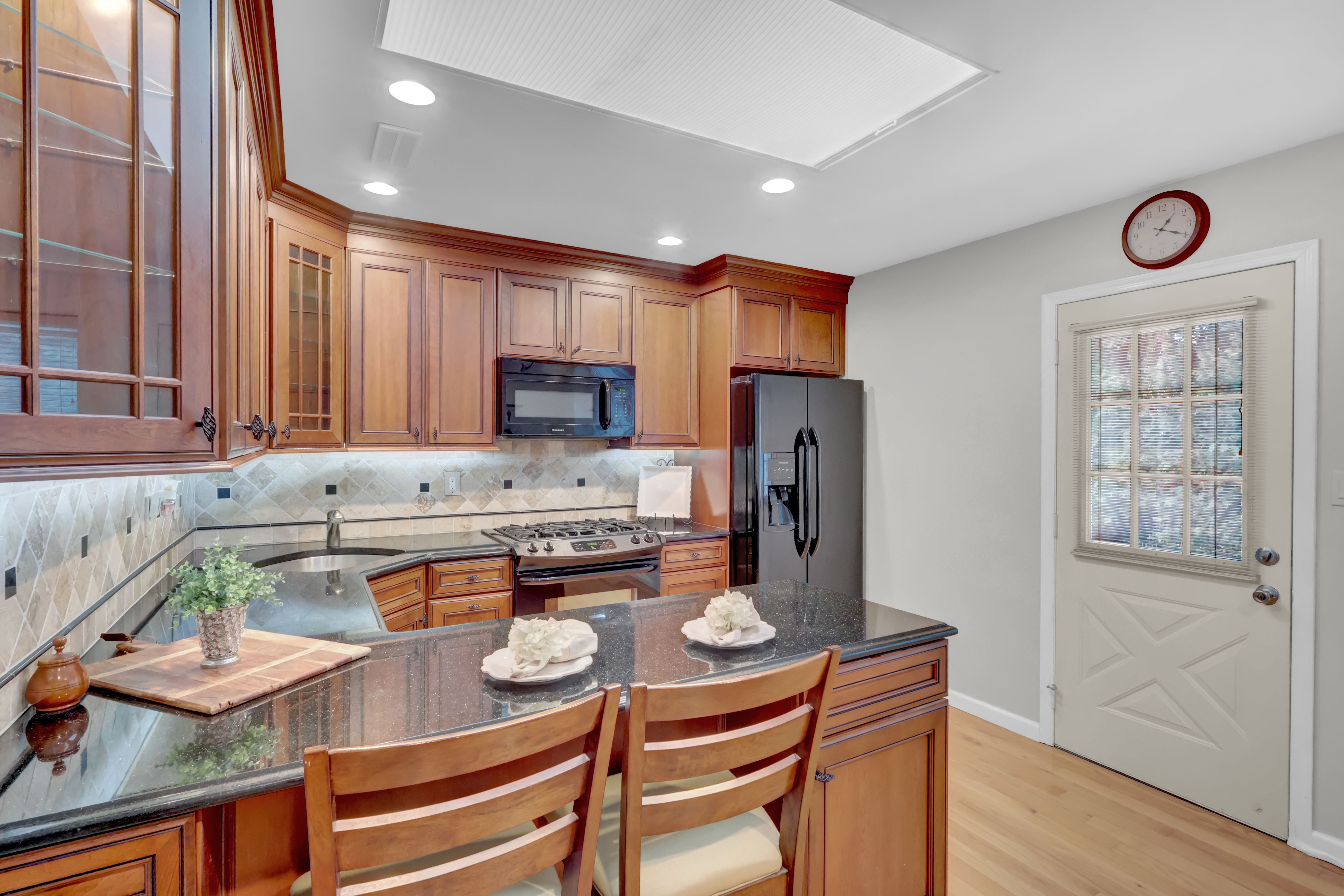  11 Primrose Lane, North Babylon, NY, 11703 - 物件實景