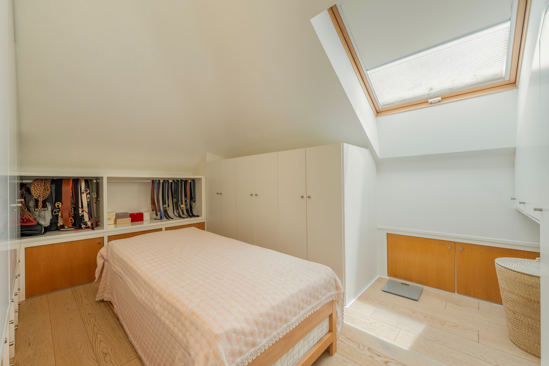  Semi-detached house, 3 bedrooms, for Sale - 物件實景