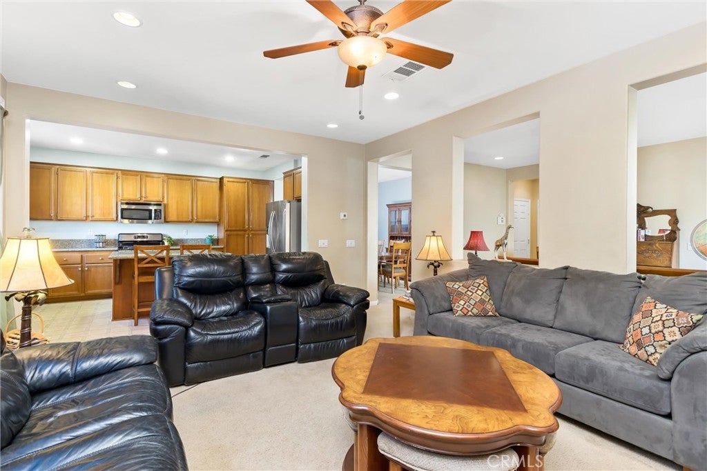 Beaumont, California, 92223, United States, 5 Bedrooms Bedrooms, ,3 BathroomsBathrooms,Residential,For Sale,1975993