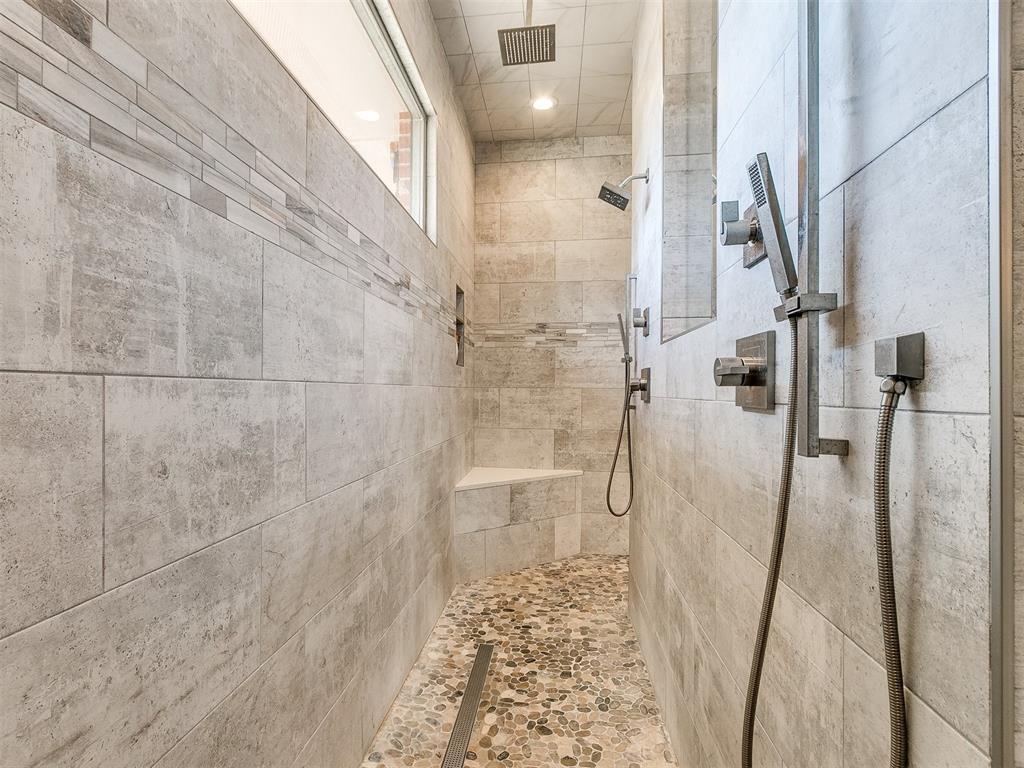 Edmond, Oklahoma, 73025, United States, 4 Bedrooms Bedrooms, ,5 BathroomsBathrooms,Residential,For Sale,1974712