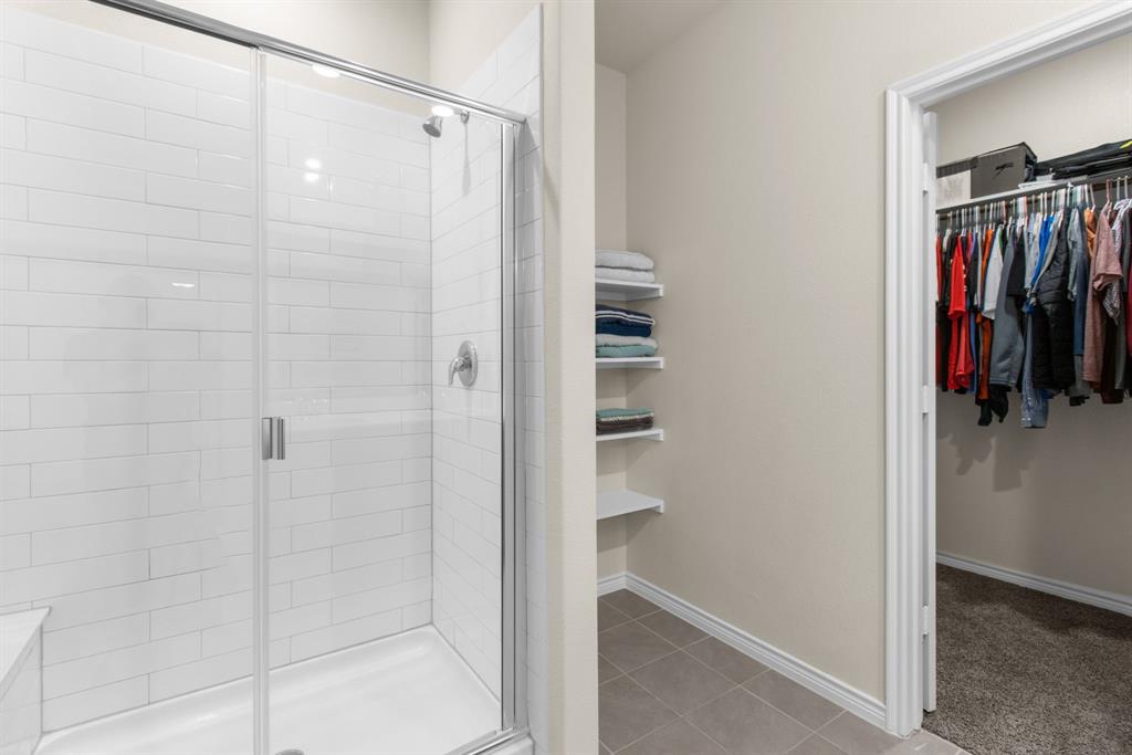 Little Elm, Texas, 75068, United States, 4 Bedrooms Bedrooms, ,3 BathroomsBathrooms,Residential,For Sale,1826722