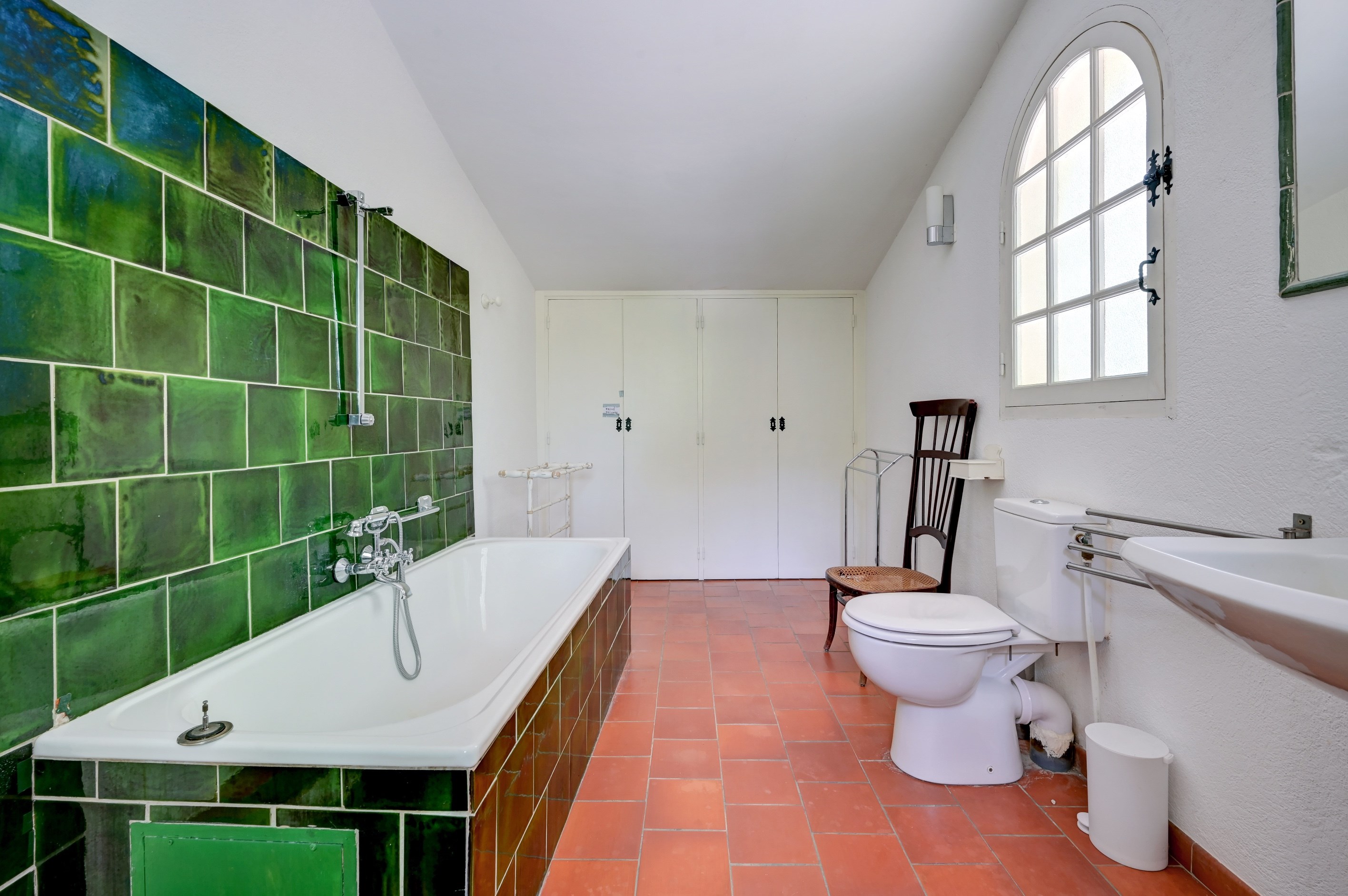  Rare on the market – Farmhouse for full renovation – North Aix-en-Provence - 物件實景