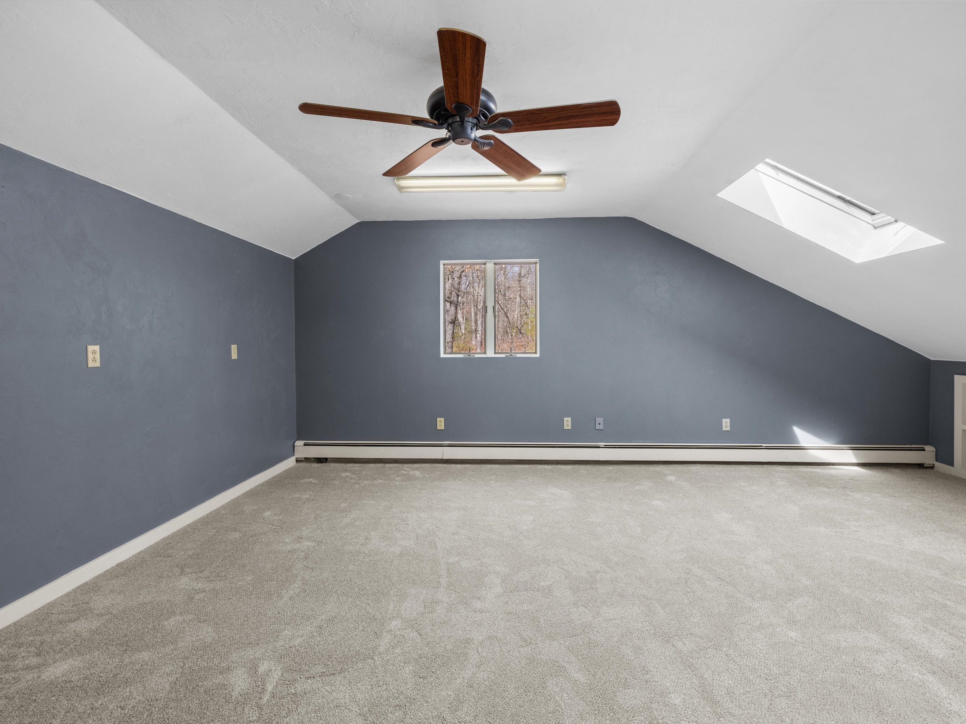  275 Chestnut Street, Uxbridge, MA 01569 - 物件實景