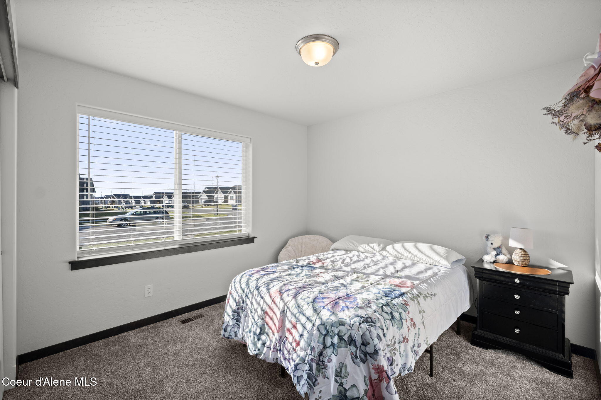 Rathdrum, Idaho, 83858, United States, 4 Bedrooms Bedrooms, ,2 BathroomsBathrooms,Residential,For Sale,1996490