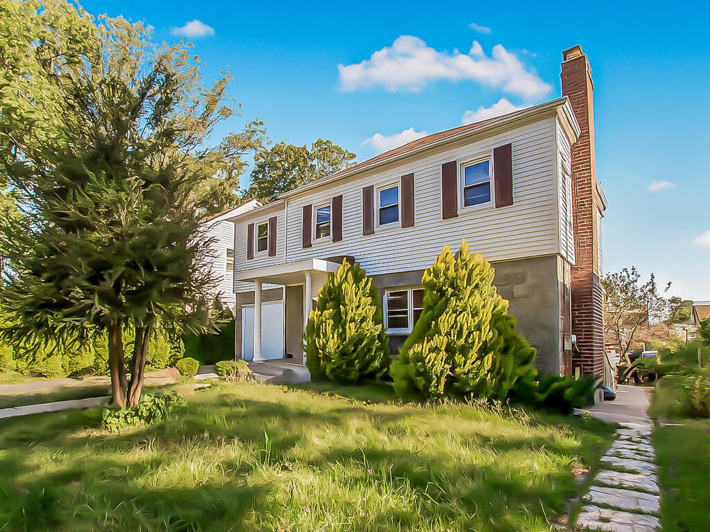 Yonkers, New York, 10704, United States, 4 Bedrooms Bedrooms, ,4 BathroomsBathrooms,Residential,For Sale,1977850