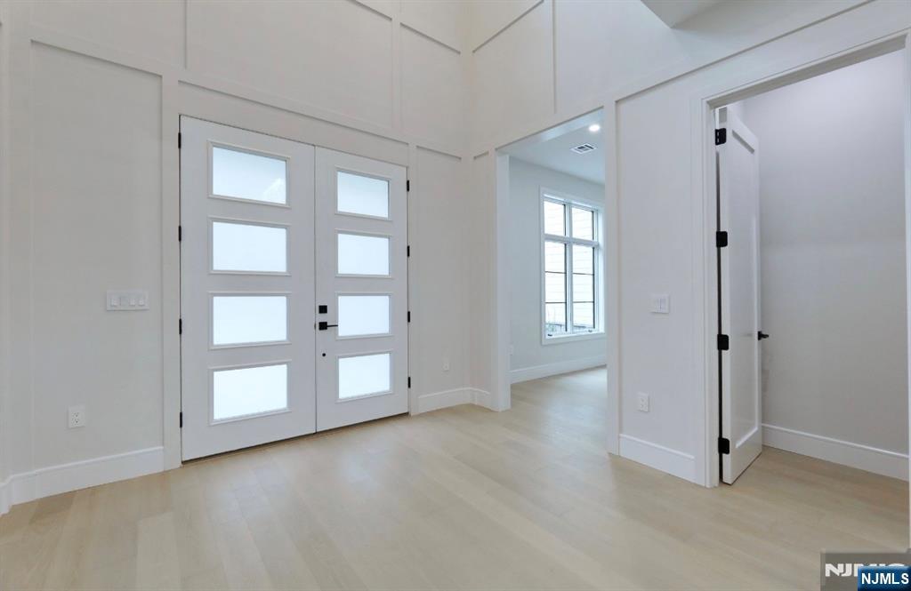 Haworth, New Jersey, 07641, United States, 6 Bedrooms Bedrooms, ,7 BathroomsBathrooms,Residential,For Sale,1989640