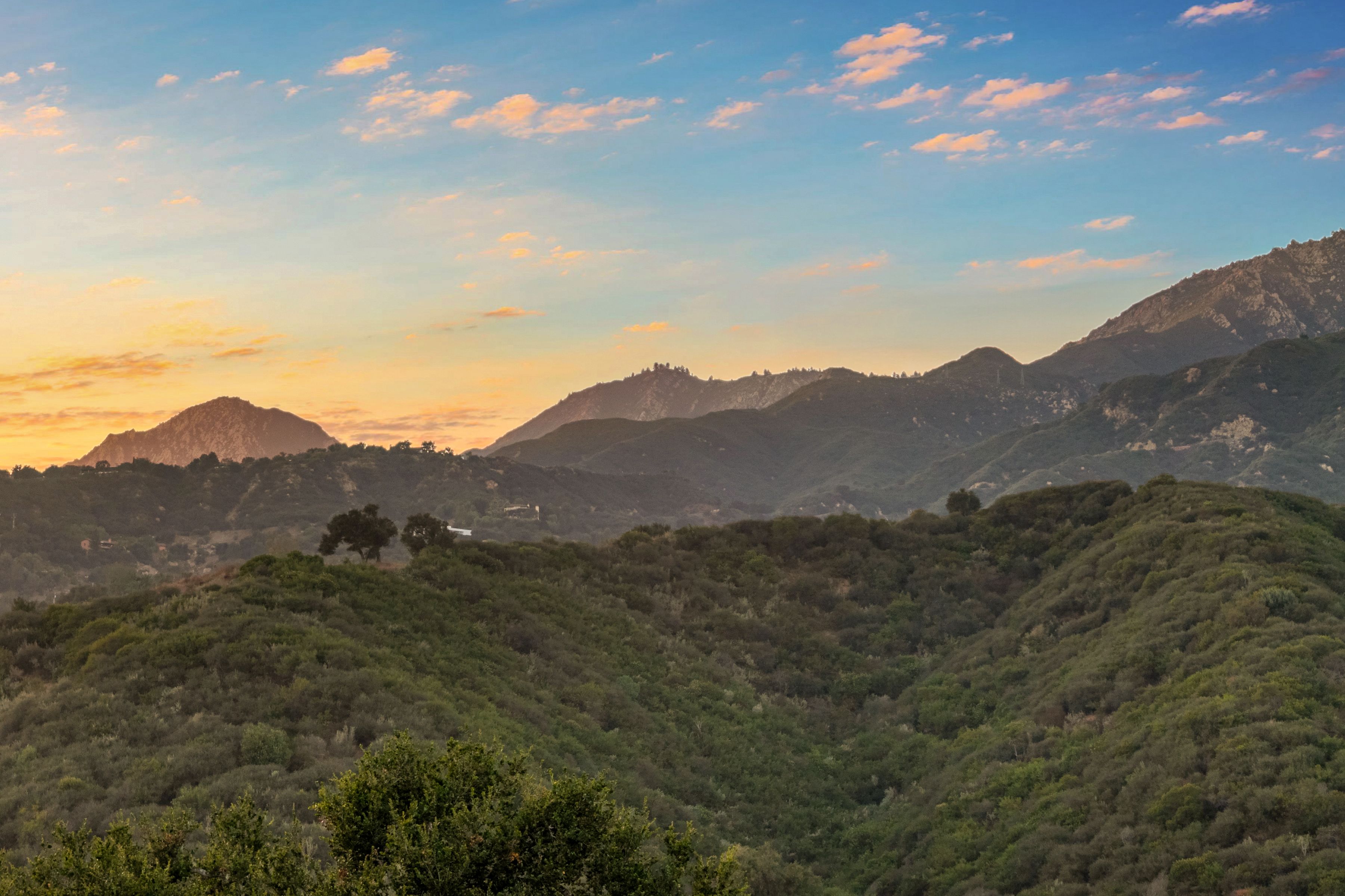  Classic Santa Barbara Home - 物件實景
