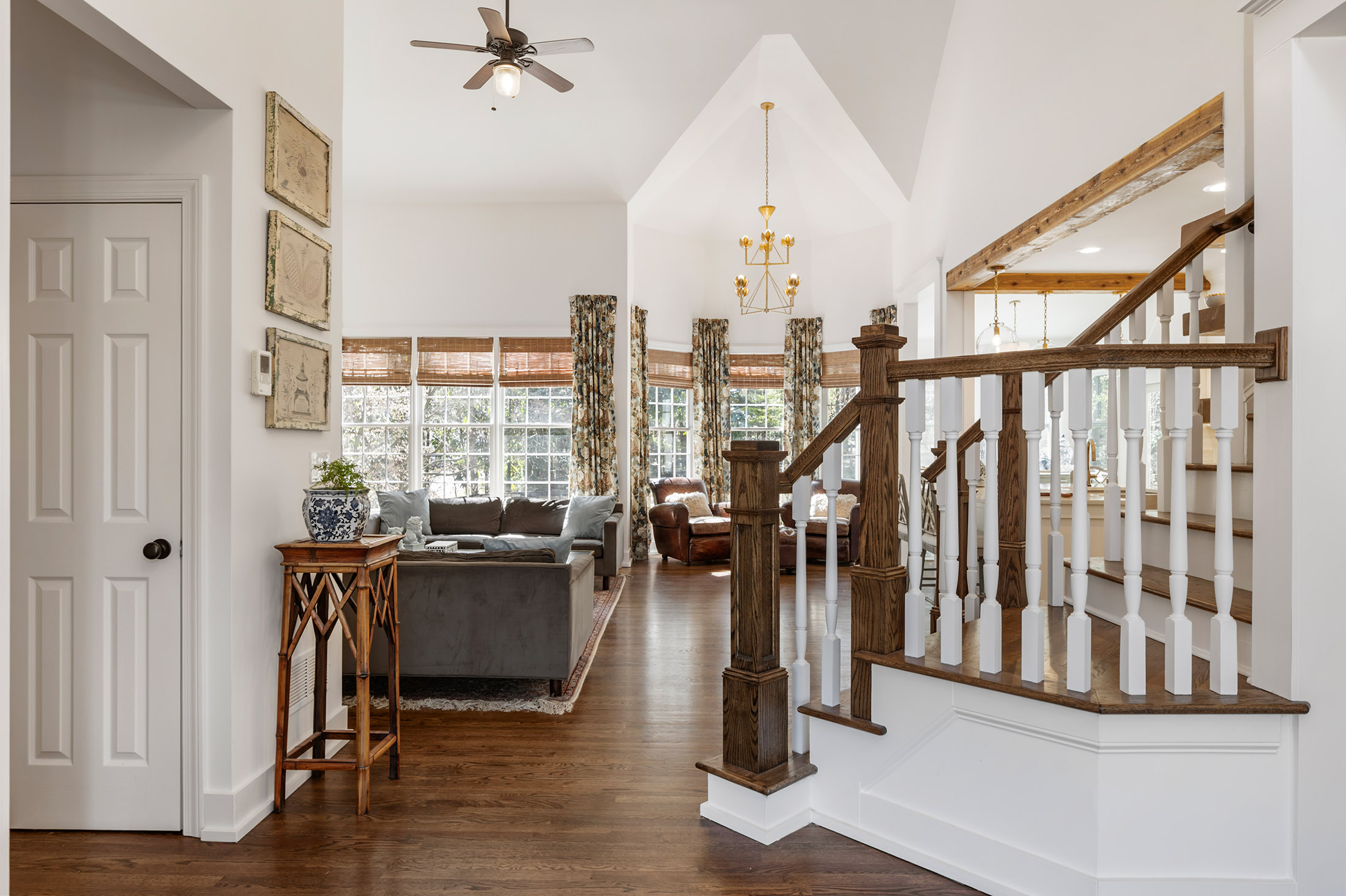  Charming Home Offers the Perfect Blend of Charm, Function, and Location - 物件實景