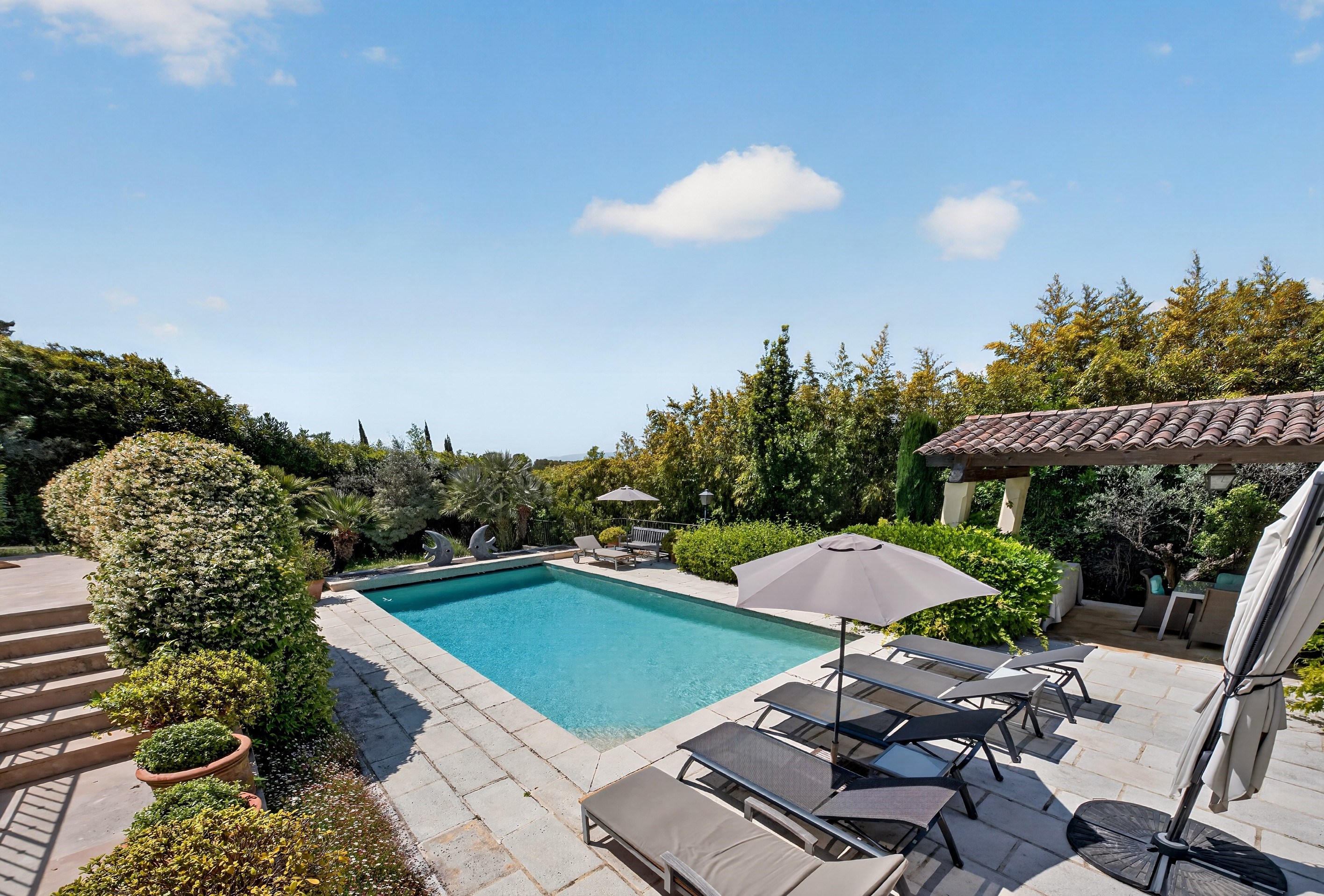  Luxury villa in Mougins with heated pool and panoramic views near the historic … - 物件實景