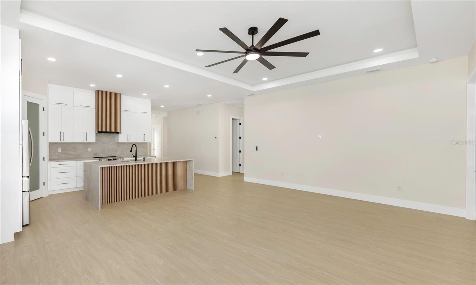 CLEARWATER, Florida, 33755, United States, 4 Bedrooms Bedrooms, ,3 BathroomsBathrooms,Residential,For Sale,1996424