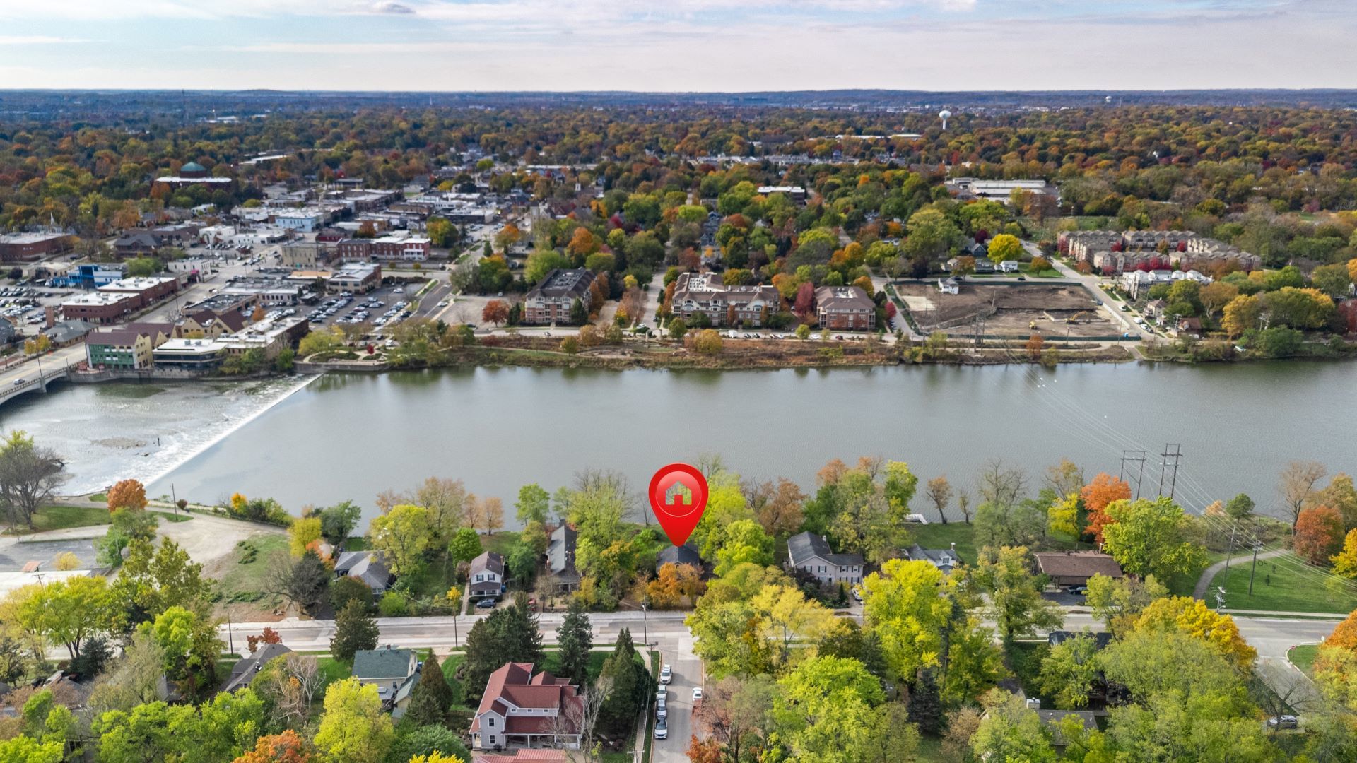 Geneva, Illinois, 60134, United States, 4 Bedrooms Bedrooms, ,2 BathroomsBathrooms,Residential,For Sale,1987622