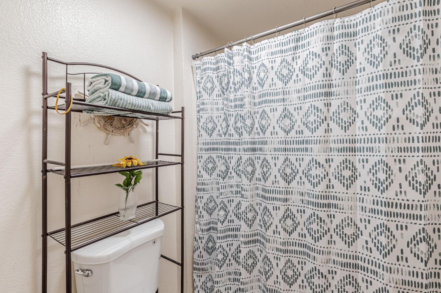 San Jose, California, 95138, United States, 1 Bedroom Bedrooms, ,2 BathroomsBathrooms,Residential,For Sale,1760300