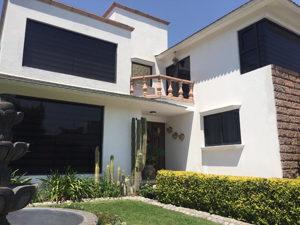 Paseo de Santa Ana, Metepec, Estado de México, 52172, Mexico, 3 Bedrooms Bedrooms, ,3 BathroomsBathrooms,Residential,For Sale,Paseo de Santa Ana,1549334