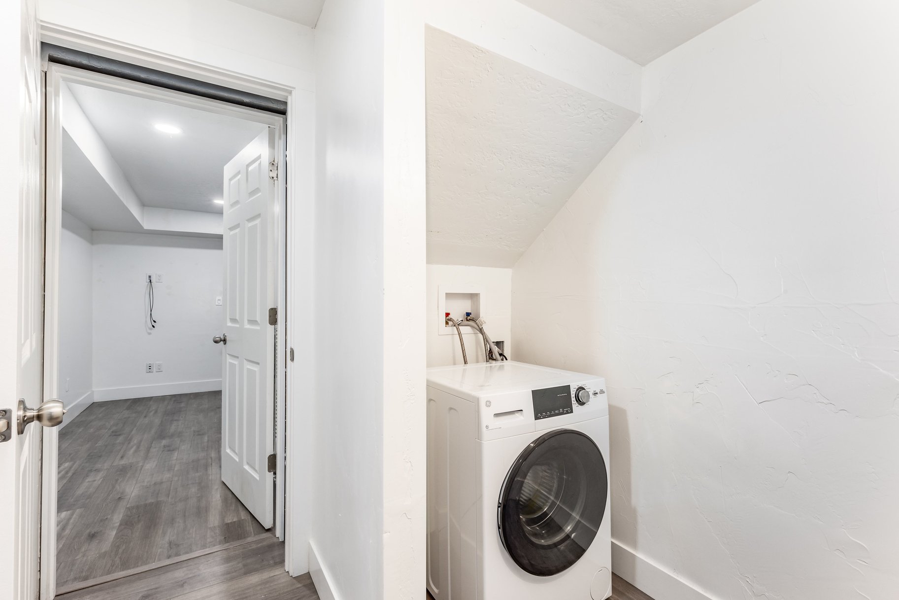  Spacious 4-Bed Herriman Home with Rentable Basement ADU - 物件實景
