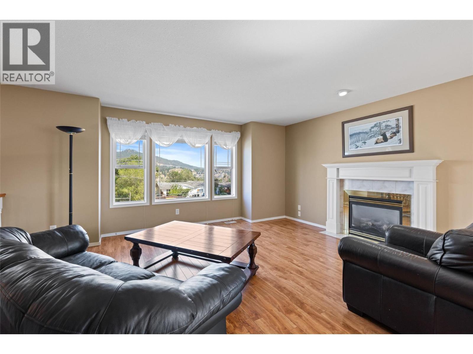 LAKE COUNTRY, British Columbia, V4V 1J1, CA, 5 Bedrooms Bedrooms, ,3 BathroomsBathrooms,Residential,For Sale,1950737
