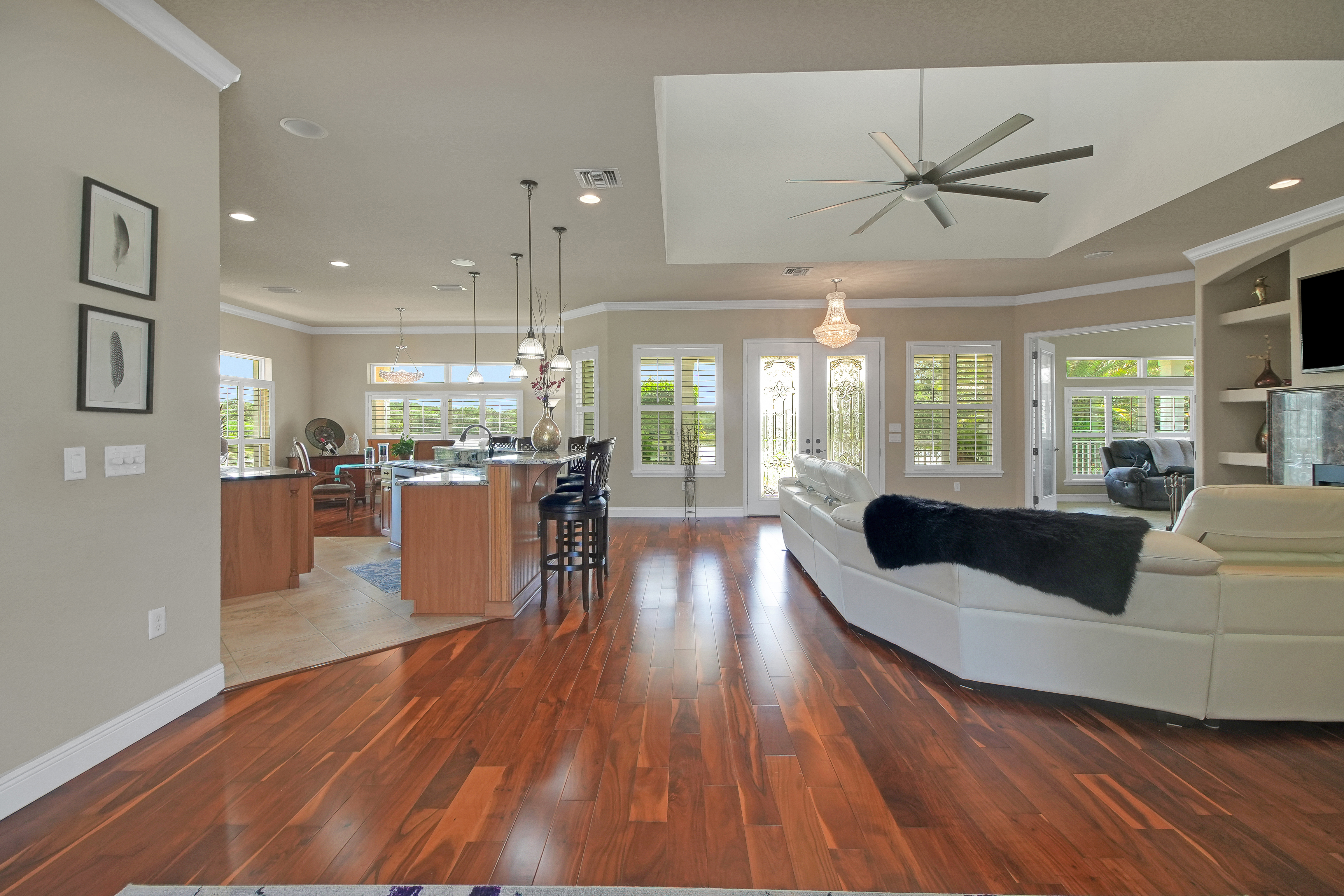 Weirsdale, Florida, 32195, United States, 4 Bedrooms Bedrooms, ,3 BathroomsBathrooms,Residential,For Sale,1900688