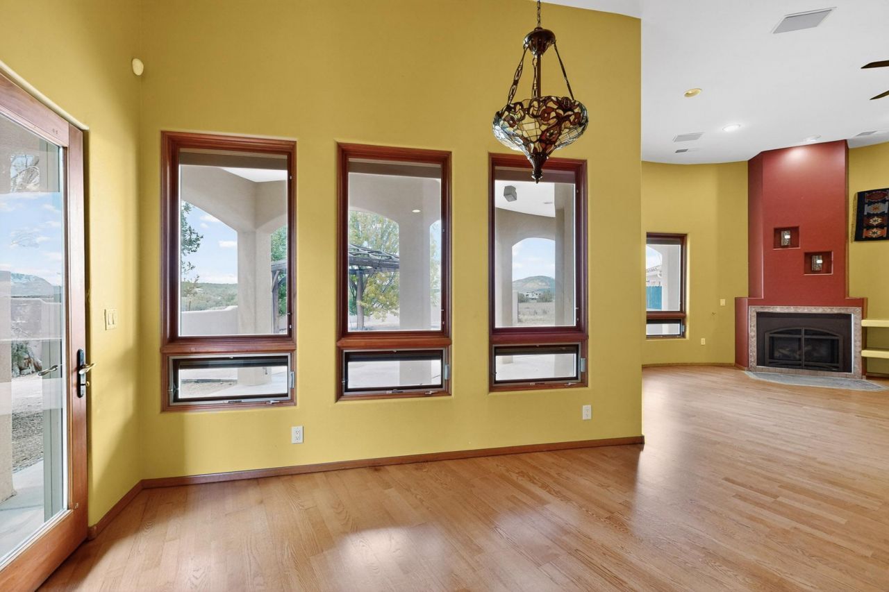 Edgewood, New Mexico, 87015, United States, 3 Bedrooms Bedrooms, ,4 BathroomsBathrooms,Residential,For Sale,1906900