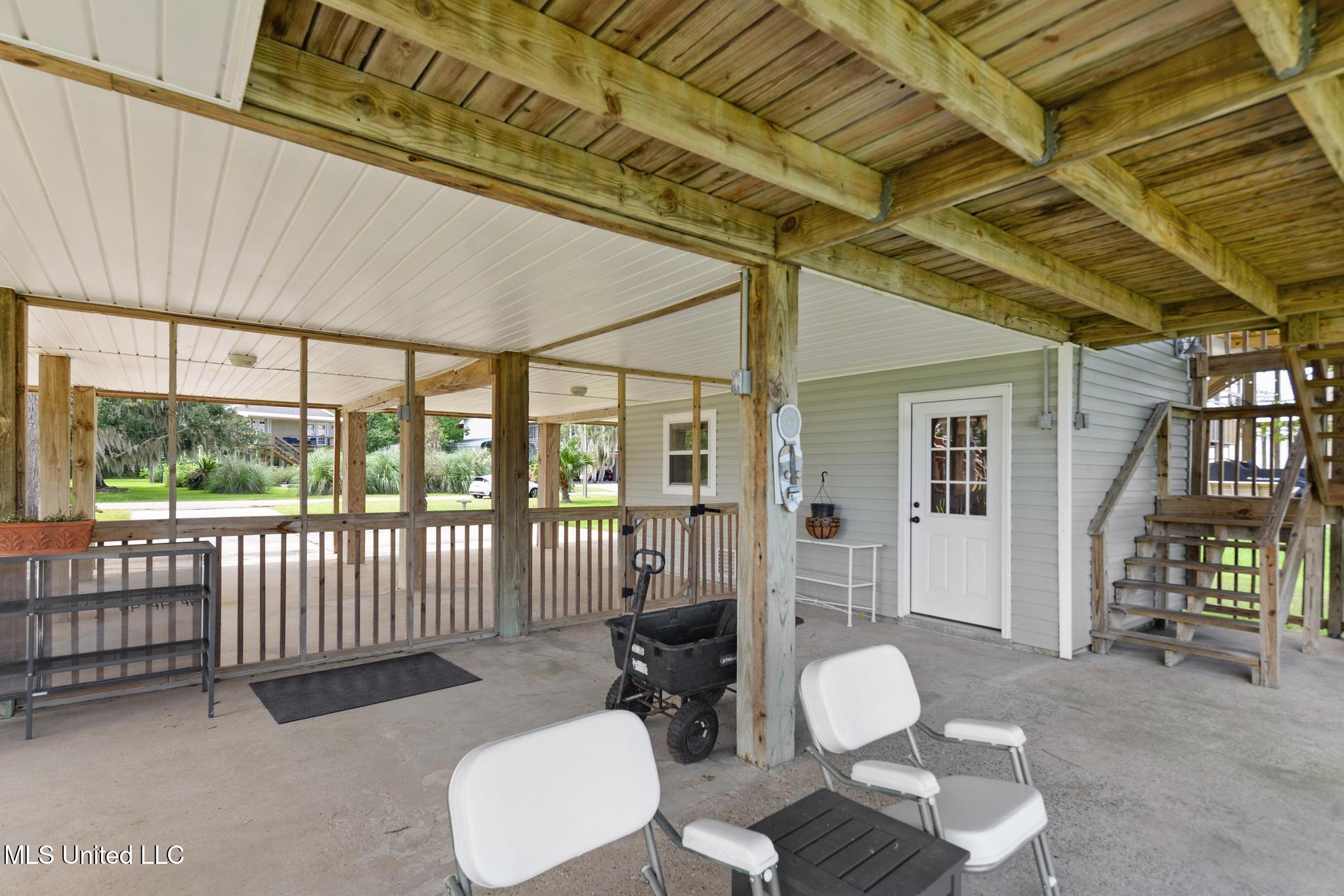 Bay Saint Louis, Mississippi, 39520, United States, 2 Bedrooms Bedrooms, ,2 BathroomsBathrooms,Residential,For Sale,1913082