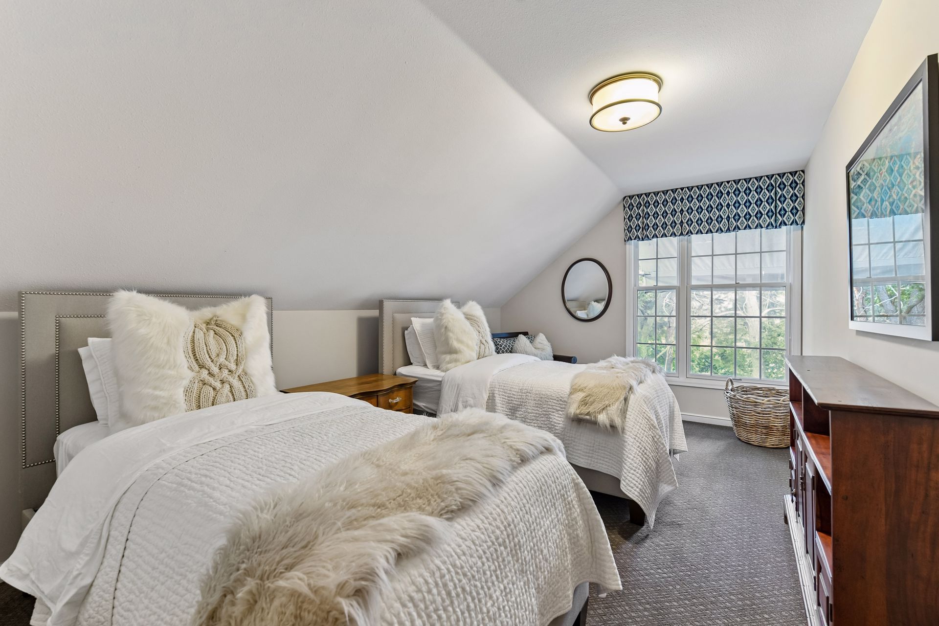  A Rare Opportunity in Wayzata