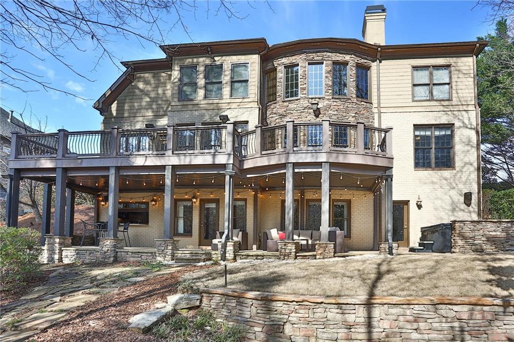 Suwanee, Georgia, 30024, United States, 5 Bedrooms Bedrooms, ,5 BathroomsBathrooms,Residential,For Sale,2025852