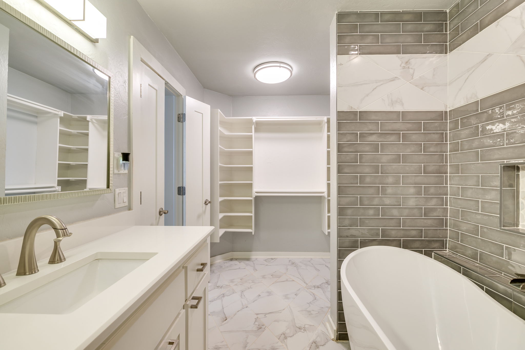 2405 Northwest 59th Street, Oklahoma City, OK 73112 - 物件實景